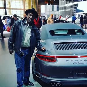 Meet your Posher, Marvin